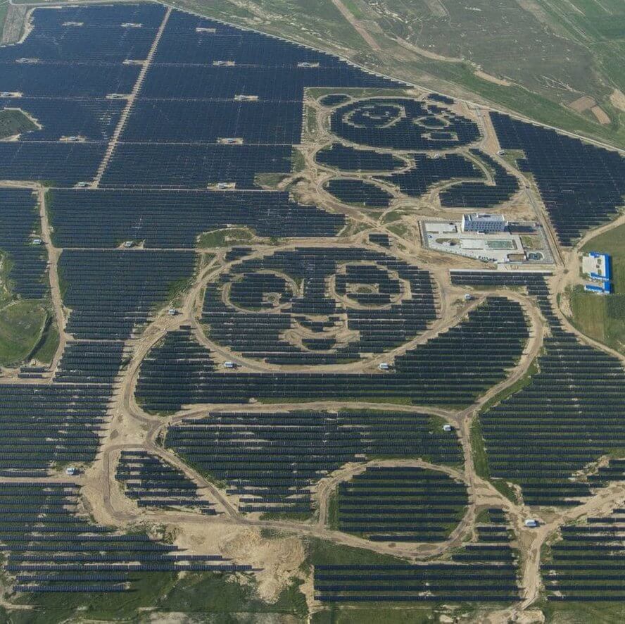Datong-Solar-Power-Top-Runner-Base-China